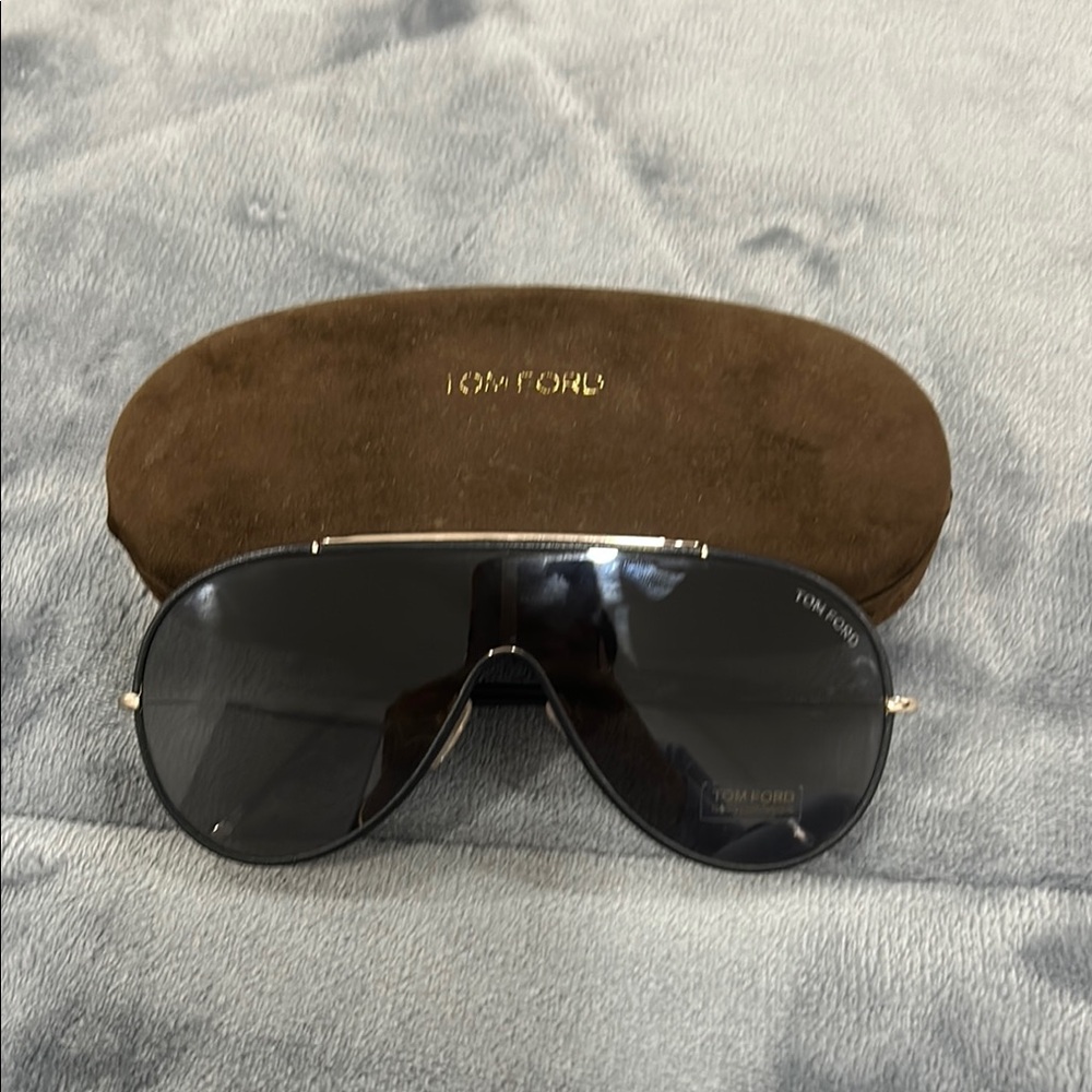 AUTHENTIC Tom Ford Mack Black Sunglasses